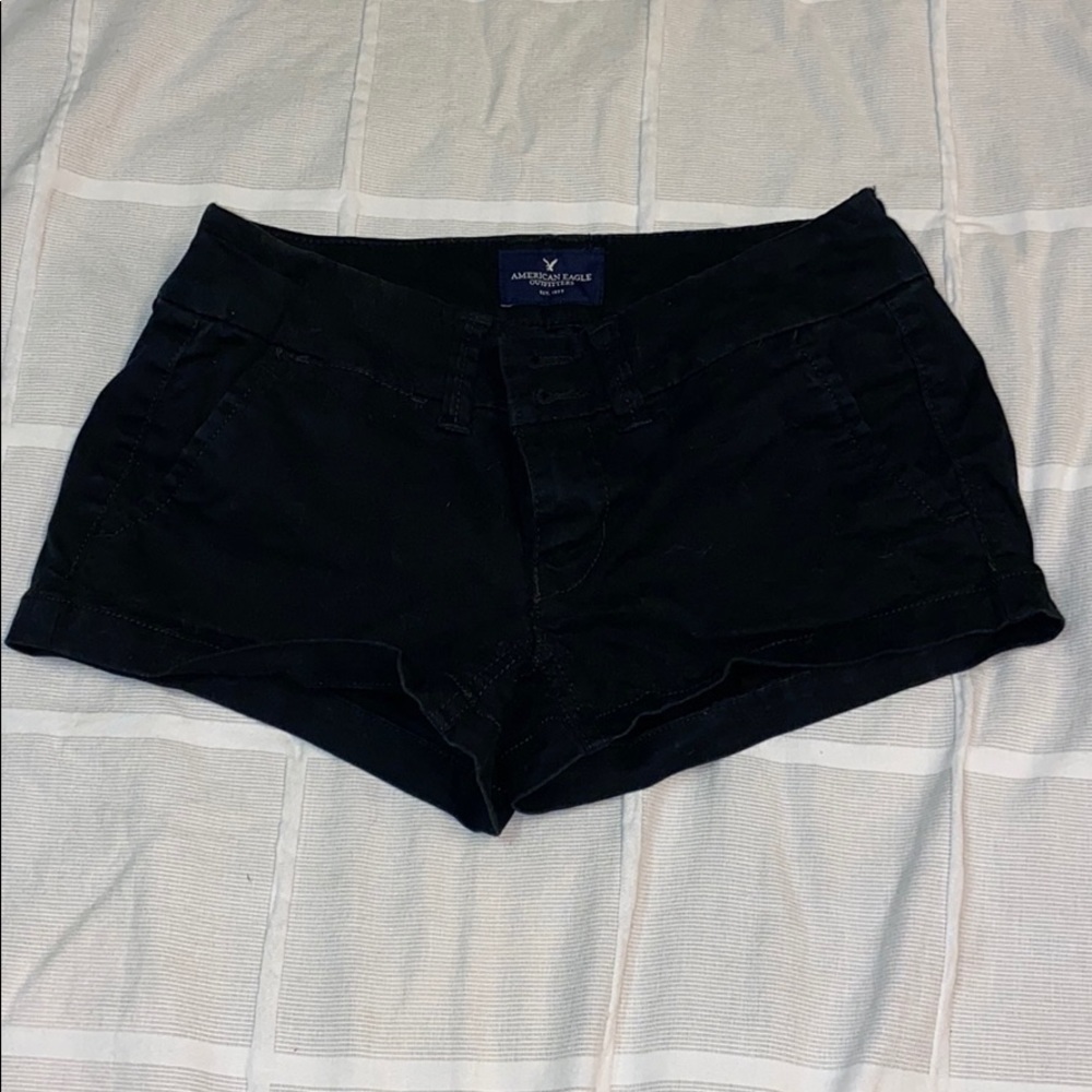 Size 00 American eagle “shortie stretch” shorts